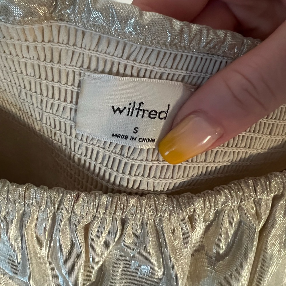 Aritzia Wilfred dress in champagne color - Picture 4 of 4